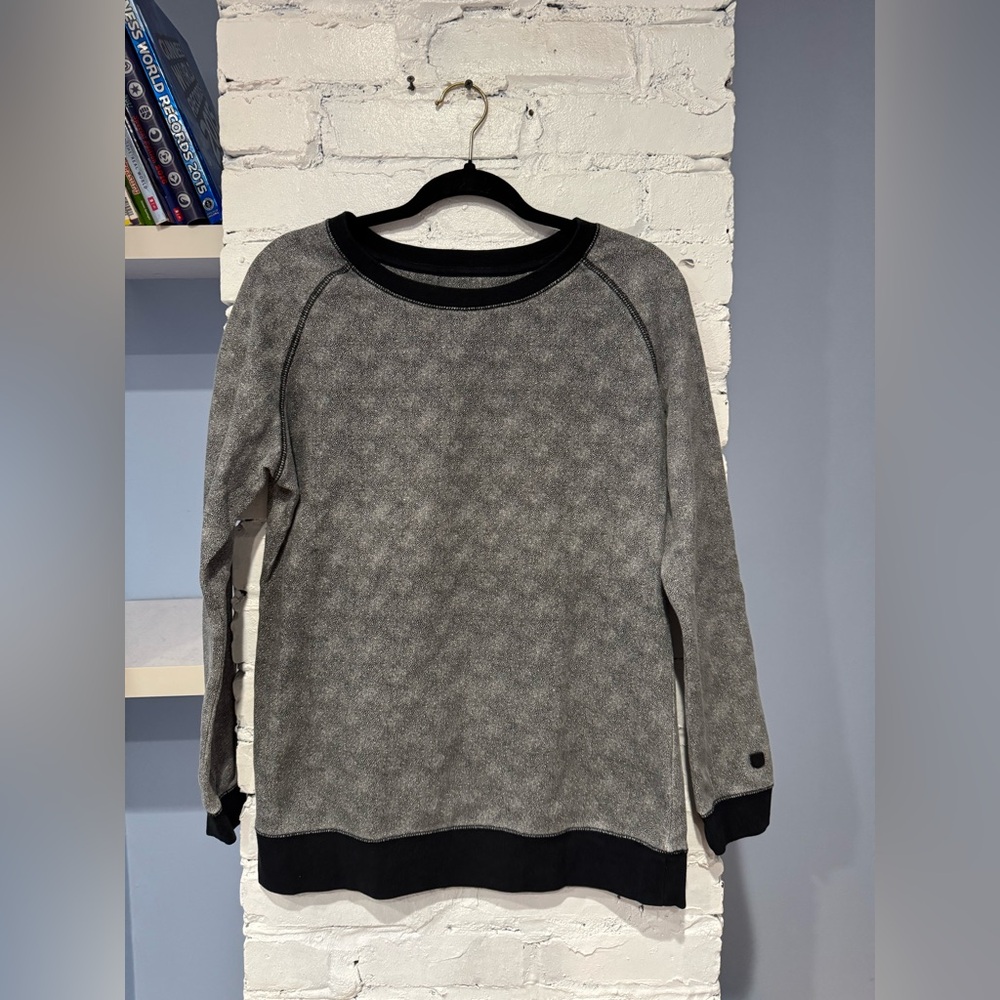 Burton Crewneck‎ Top